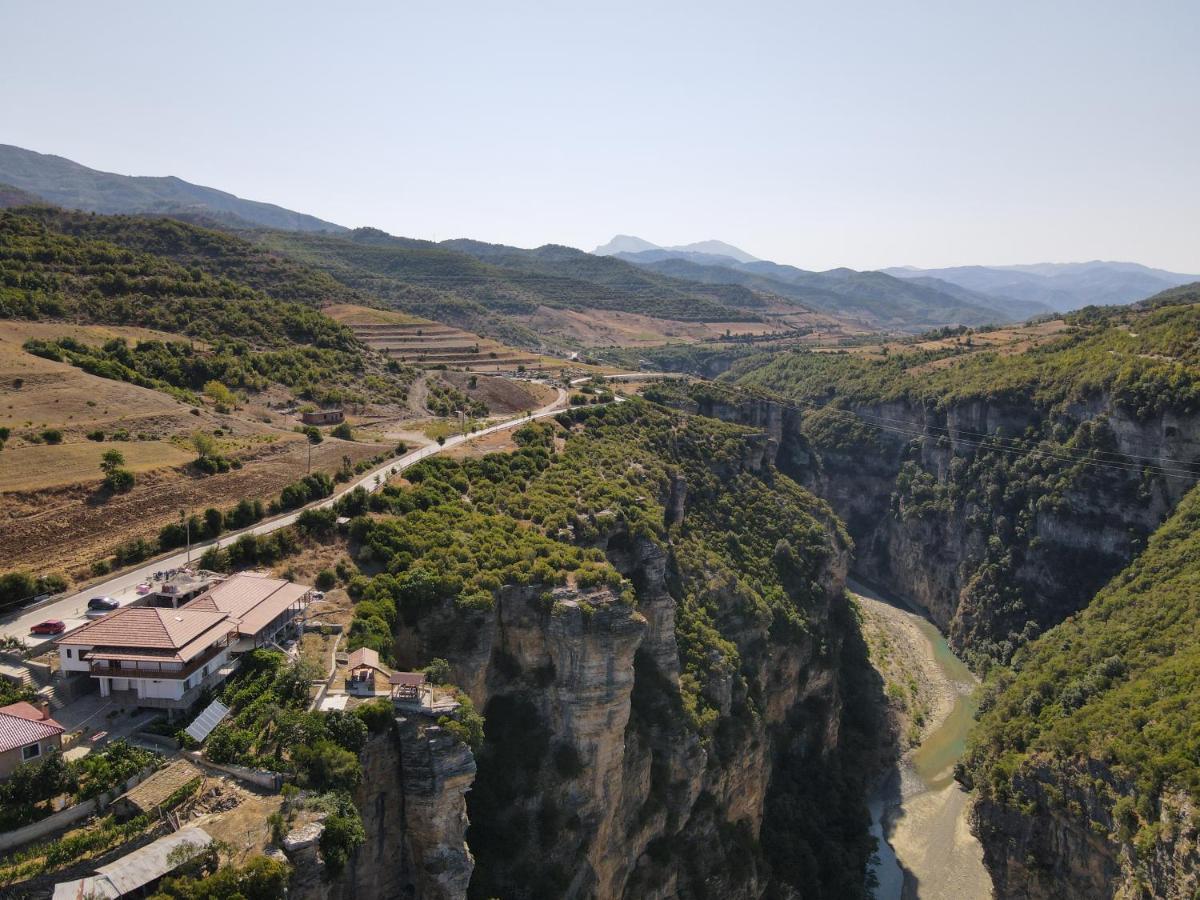 Guest House Bracaj Zhaban Екстериор снимка