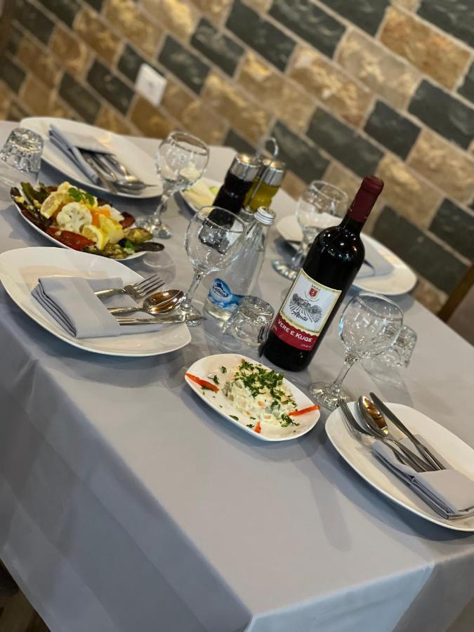 Guest House Bracaj Zhaban Екстериор снимка
