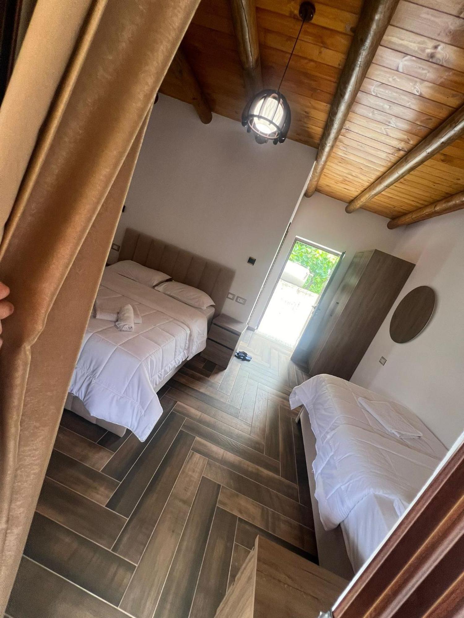 Guest House Bracaj Zhaban Екстериор снимка