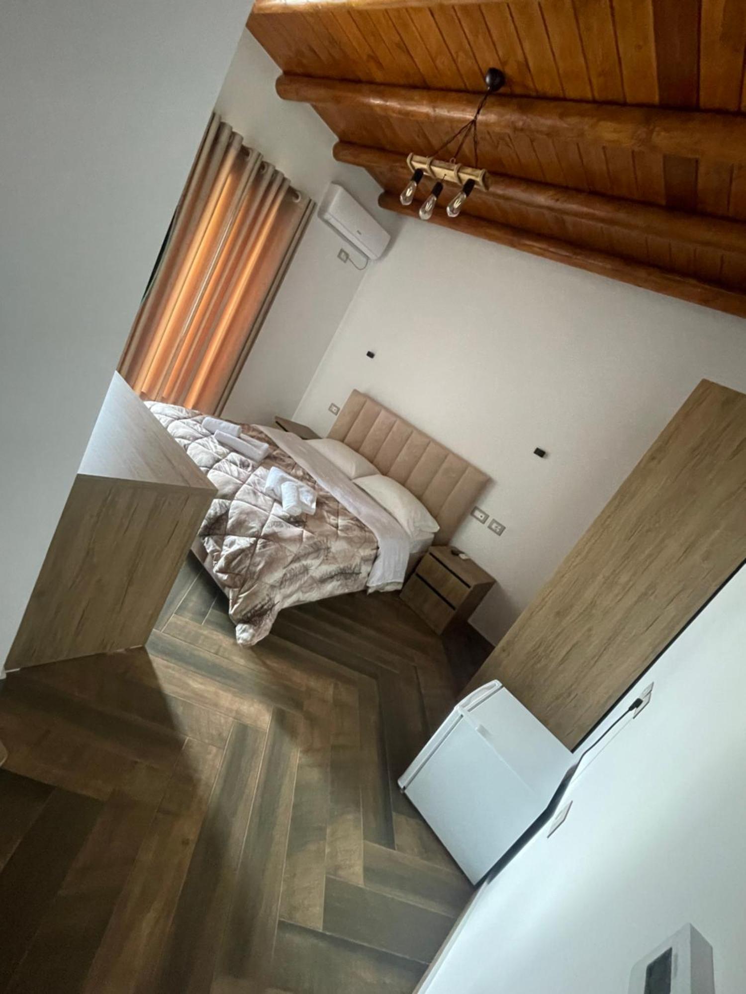 Guest House Bracaj Zhaban Екстериор снимка