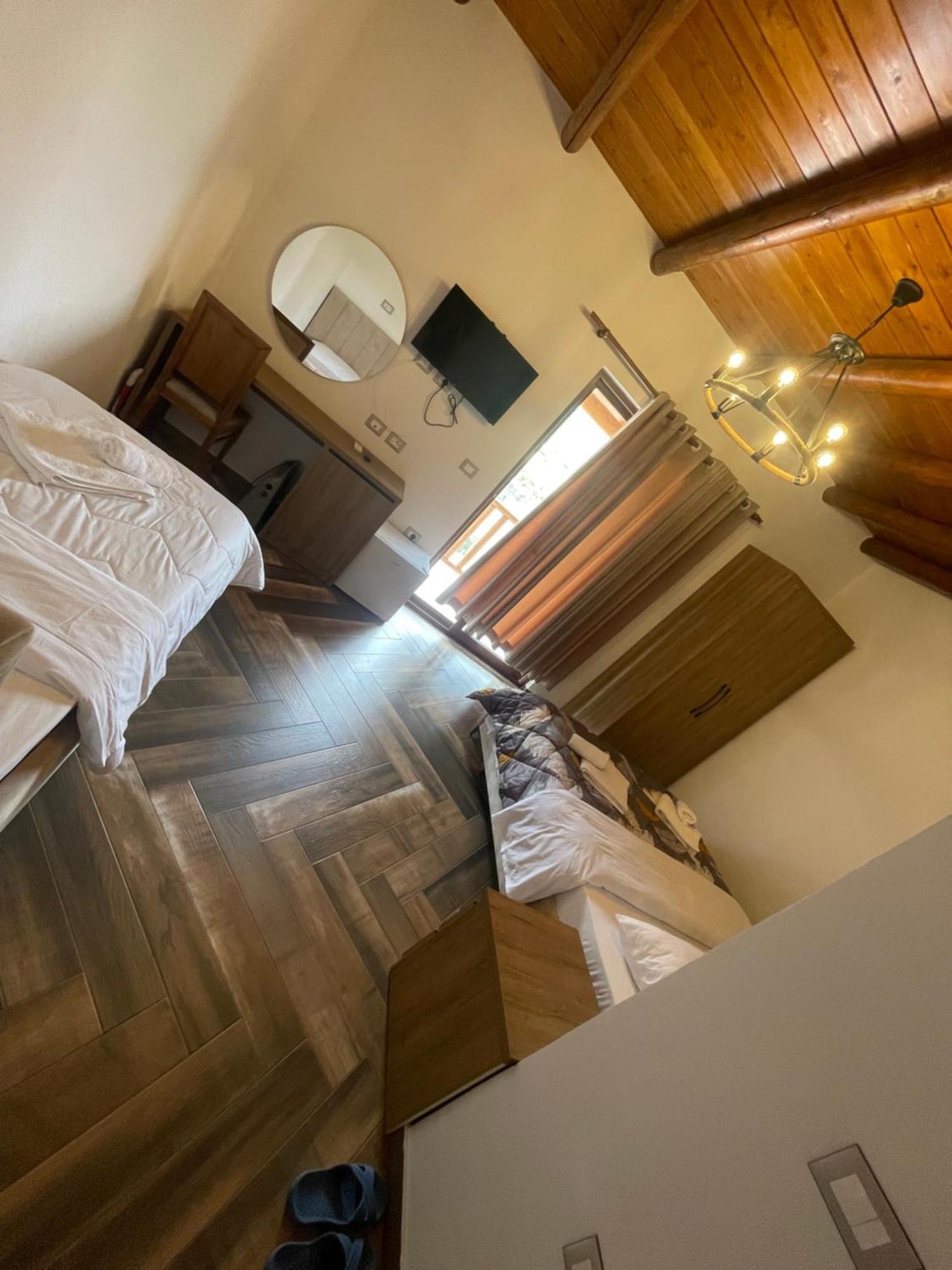 Guest House Bracaj Zhaban Екстериор снимка