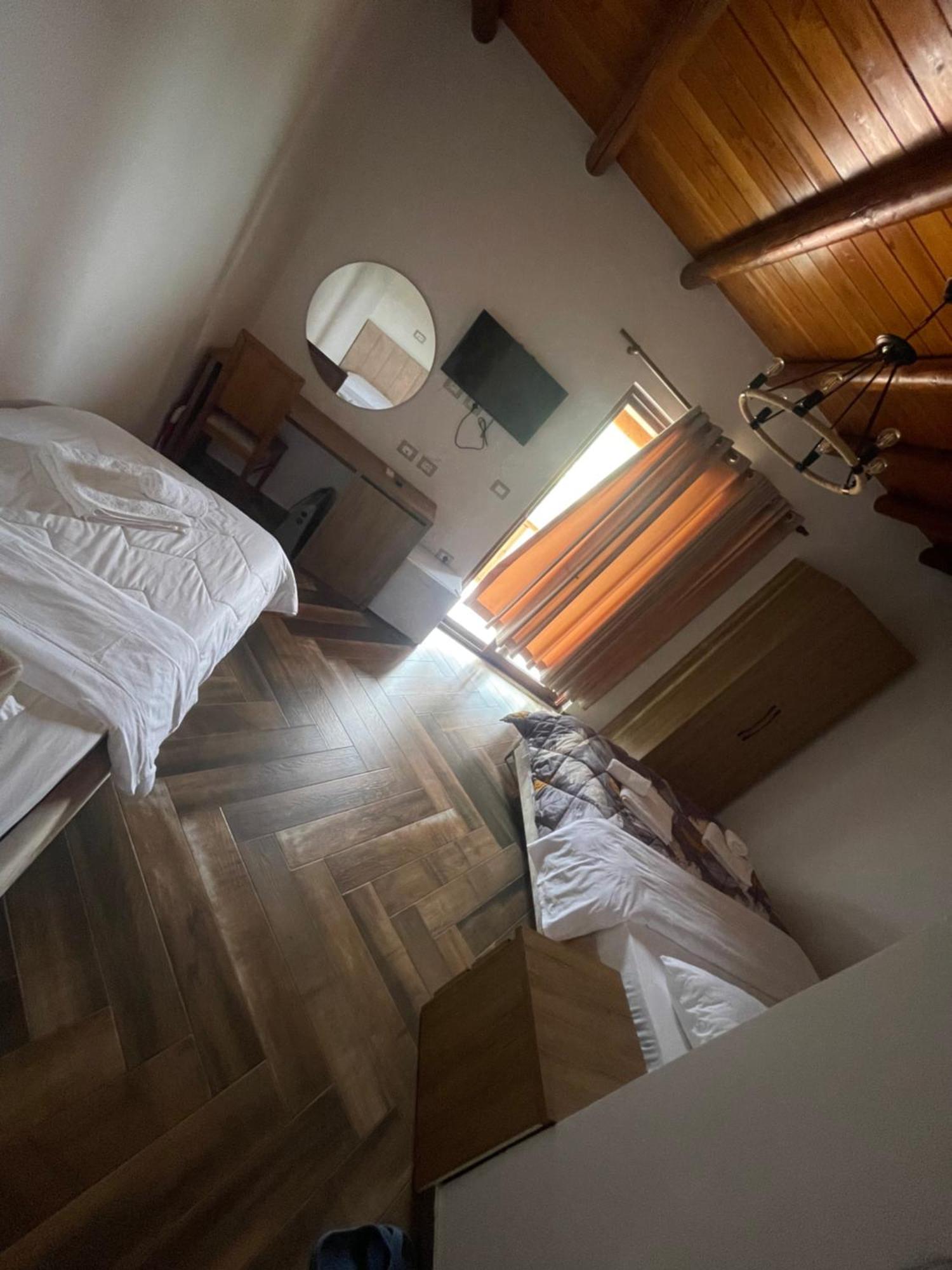 Guest House Bracaj Zhaban Екстериор снимка